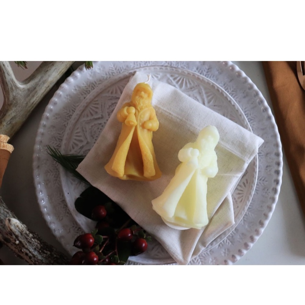 Bee & Blossom Pure Beeswax Santa Candle